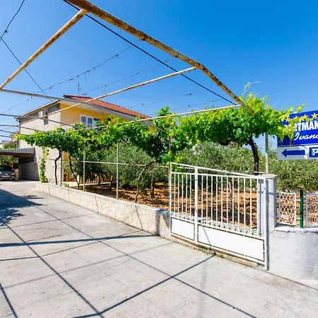Apartments Ivana Trogir Buitenkant foto