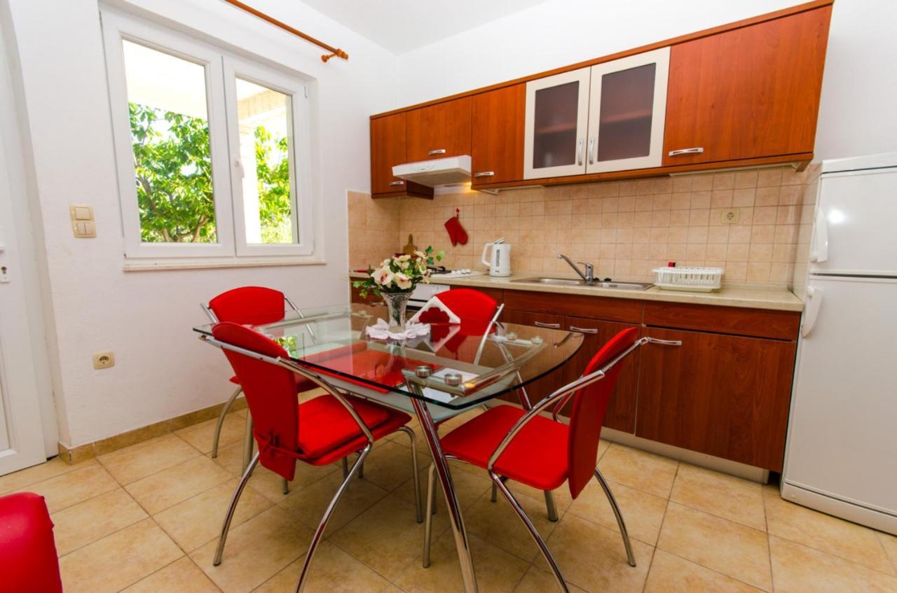 Apartments Ivana Trogir Buitenkant foto
